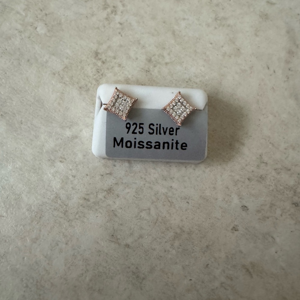 Elegant Silver Moissanite Earrings